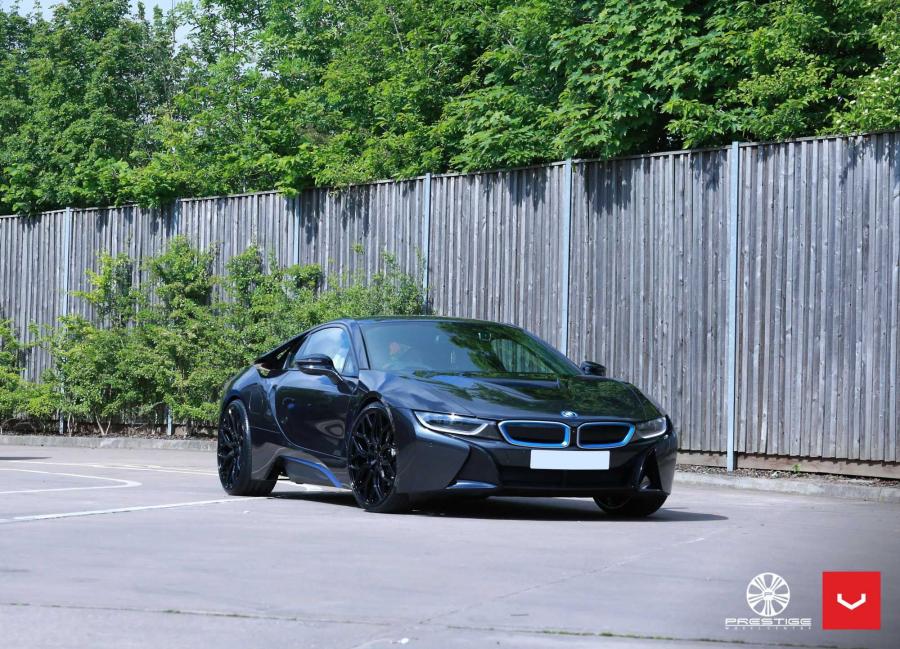  BMW i8 on Vossen Wheels (HF-2) 2019 года  (фото 8 из 9)